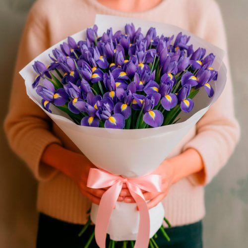 Монобукет ирисов «Лавандовый Вальс»